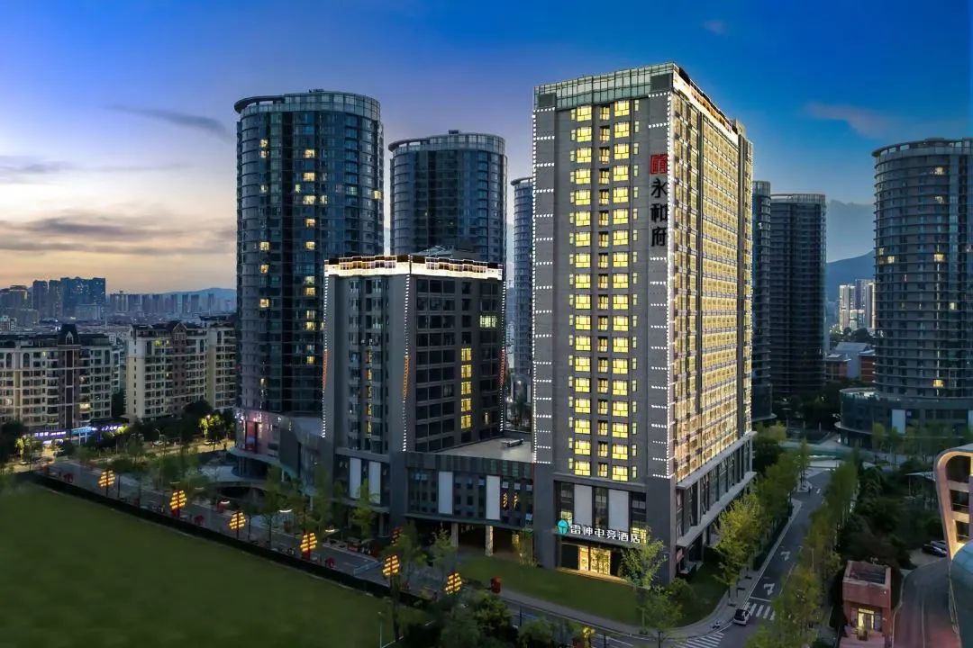 云闪住案例上新丨AI智慧赋能昆明盘龙永和府雷神竞界电竞酒店 ，开启昆明酒旅新体验！